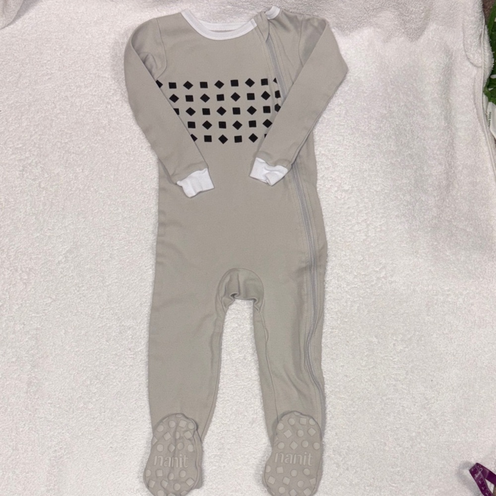 Nanit breathing wear snug fit cotton zip footed sleeper 18/24m